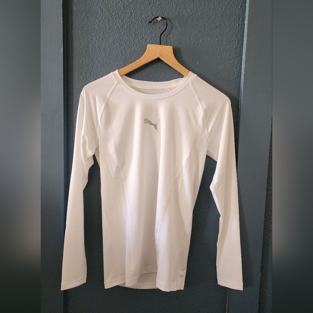 Puma Women's Baselayer White Long Sleeve Activewear Medium Tee